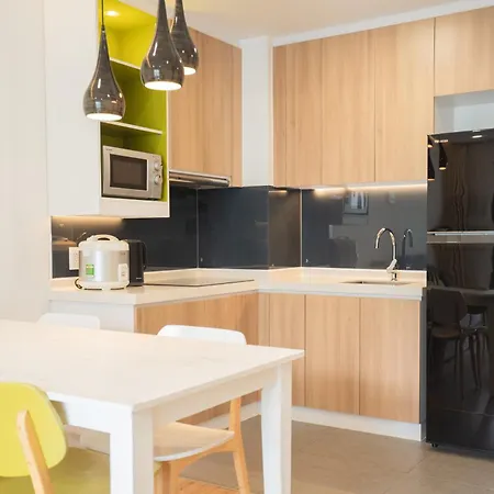 One Bedroom Apartment At Republic Plaza - Pool & City View Ho Chi Minh City Exterior photo