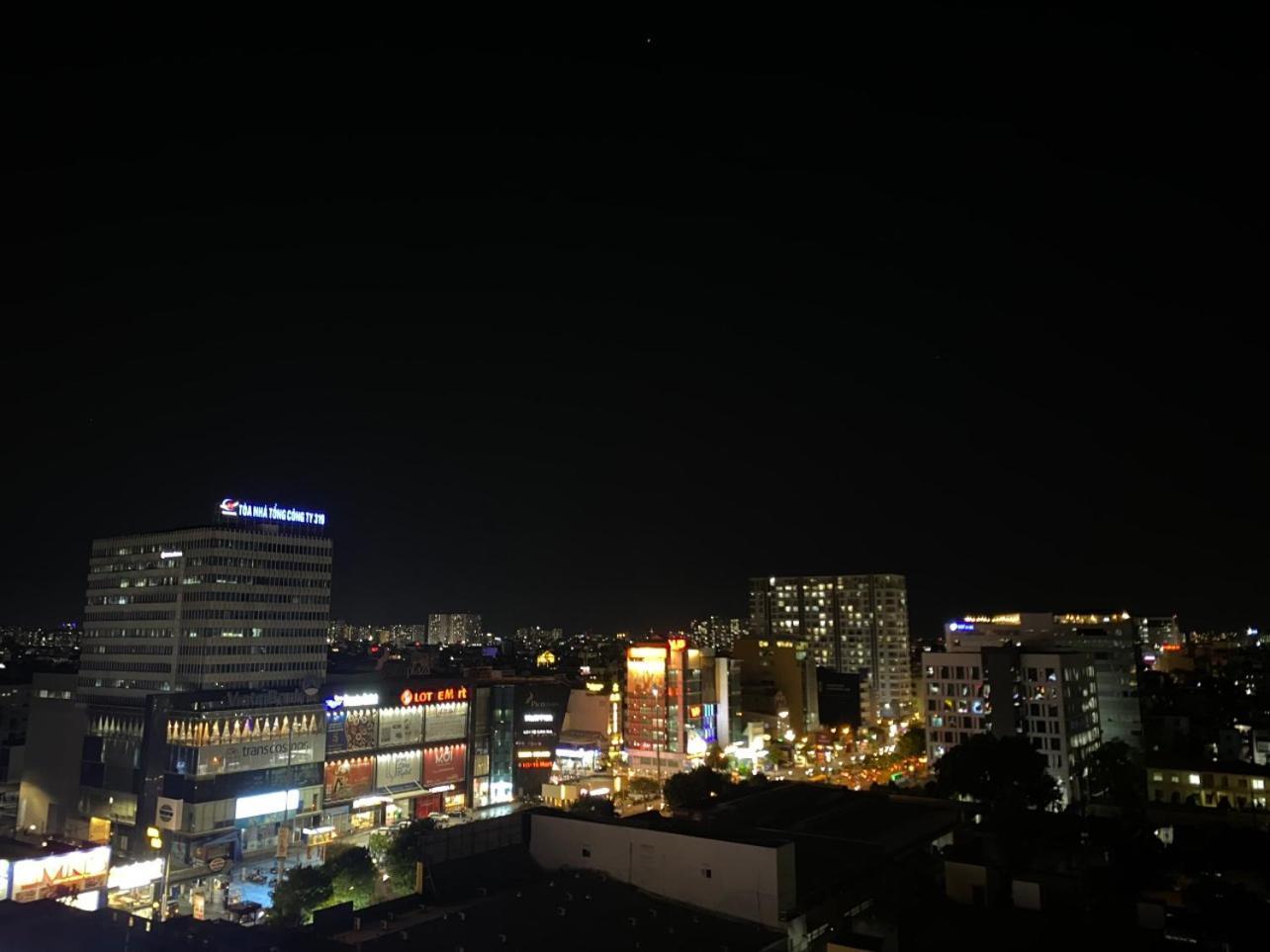 One Bedroom At Republic Plaza - Pool & View *