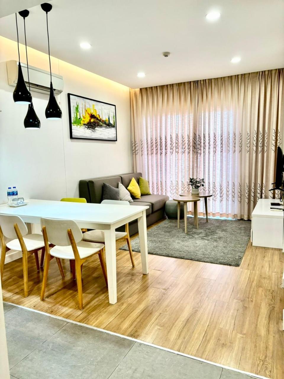 One Bedroom At Republic Plaza - Pool & View *