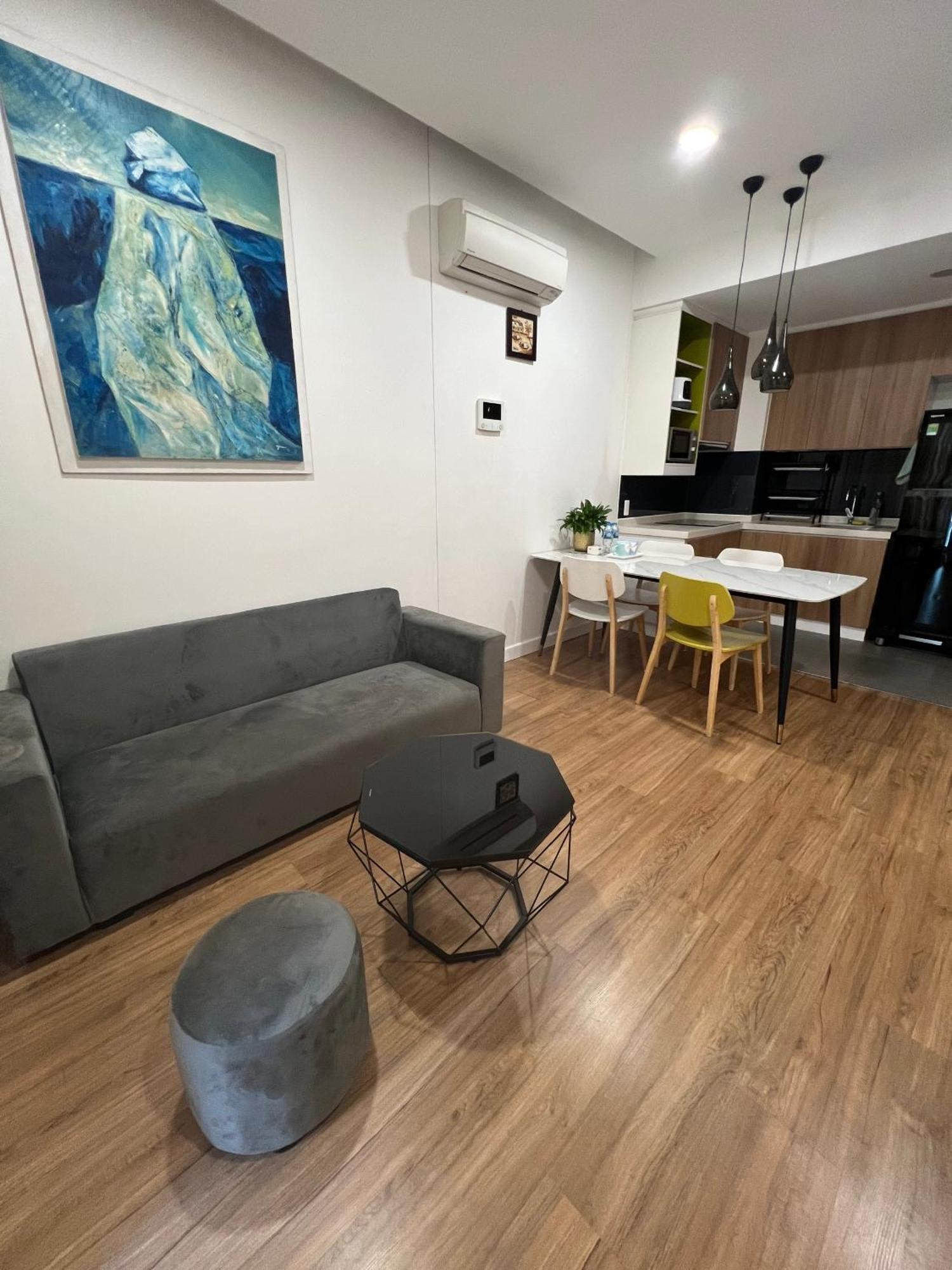 One Bedroom At Republic Plaza - Pool & View * Ho Chi Minh City